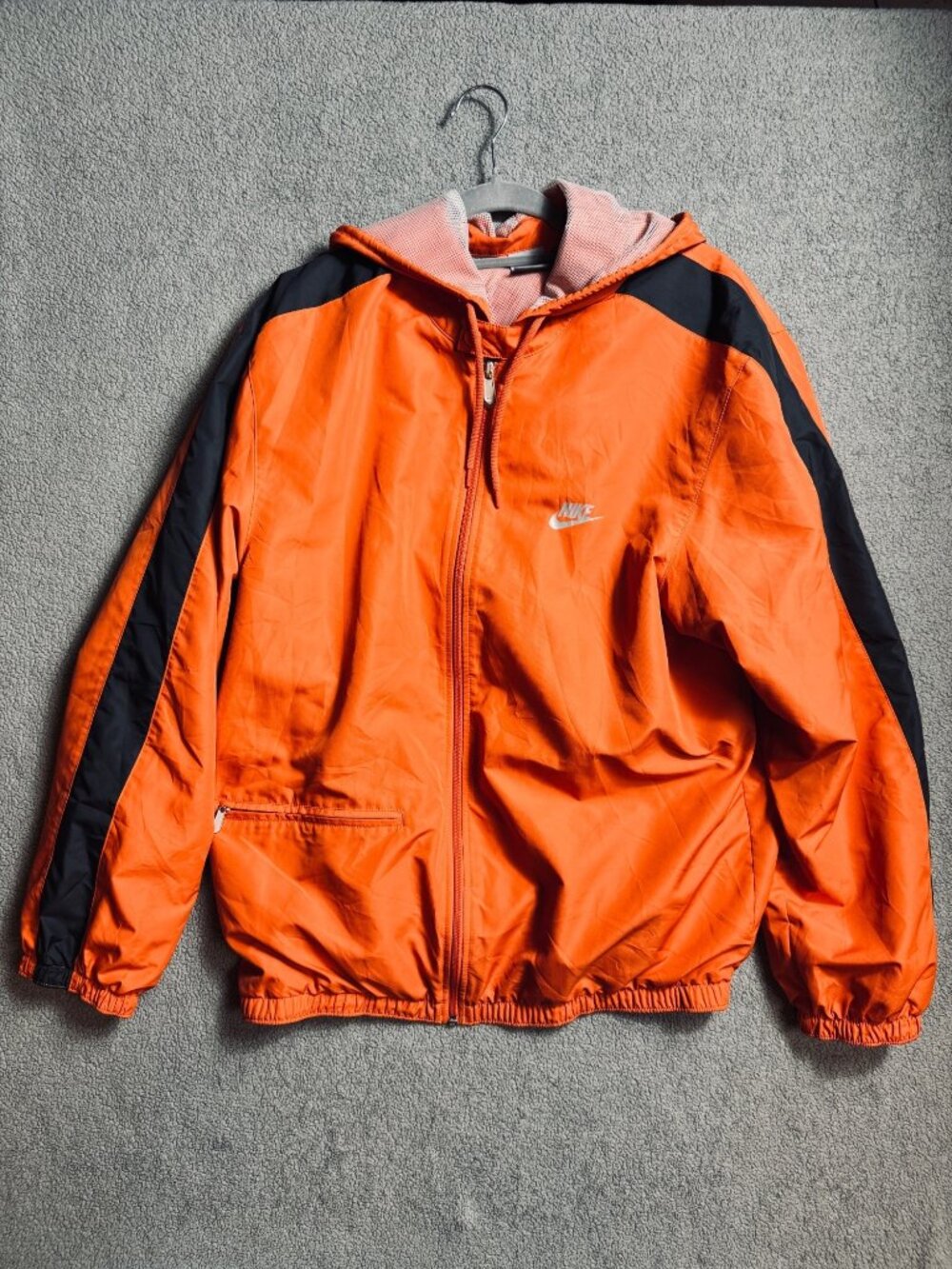 Nike Orange Black Hooded Windbreaker Jacket Men’s Large Full Zip Lightweight Y2K